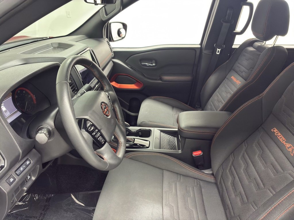 Used 2023 Nissan Frontier PRO-4X w/ Pro Convenience Package image 18