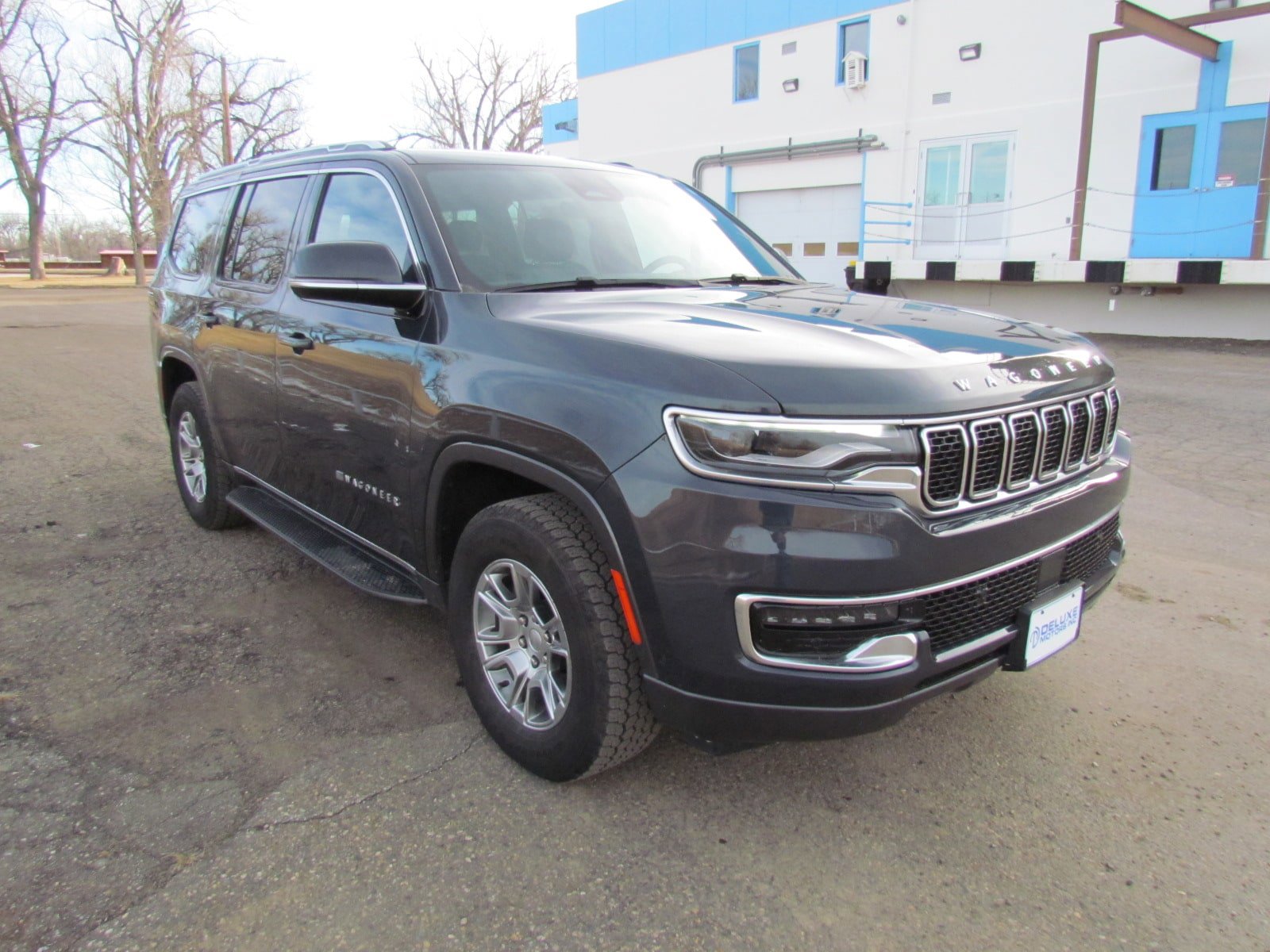 Used 2022 Jeep Wagoneer Series I AWD/4WD image 4