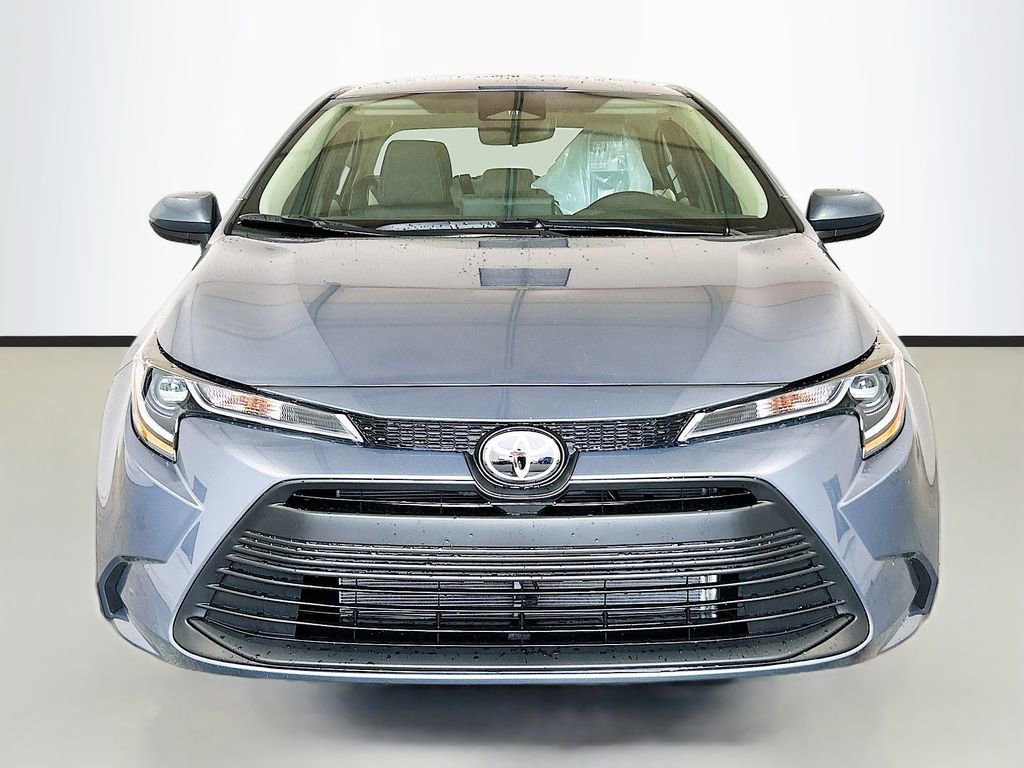 New 2025 Toyota Corolla LE image 2