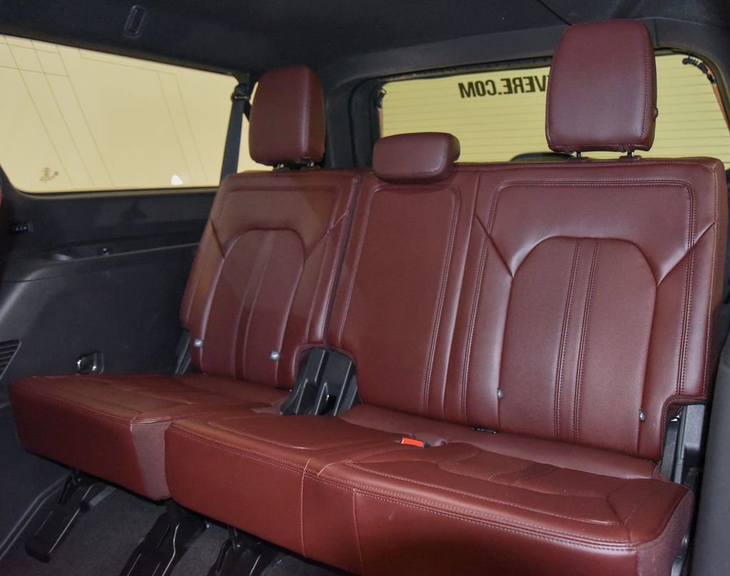 Used 2023 Ford Expedition Max Limited AWD/4WD image 9
