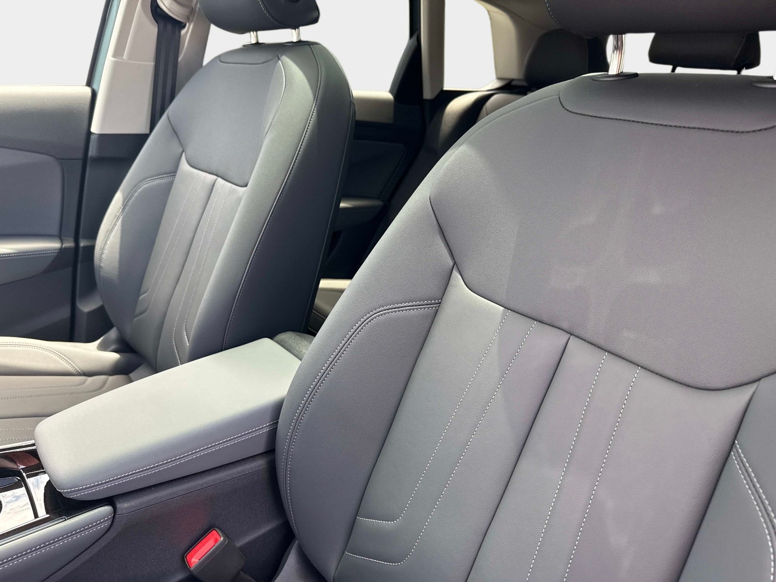 New 2026 Audi Q3 quattro 2.0T AWD/4WD image 21