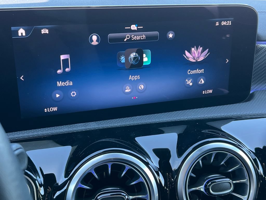 New 2025 Mercedes-Benz CLA 250 4MATIC image 28