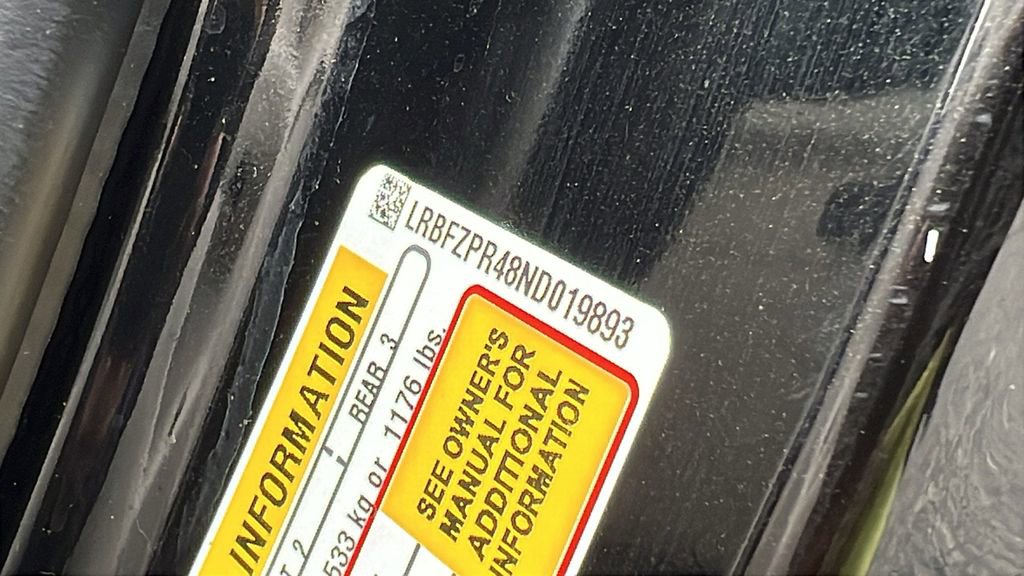 Used 2022 Buick Envision Essence w/ Safety Package image 38