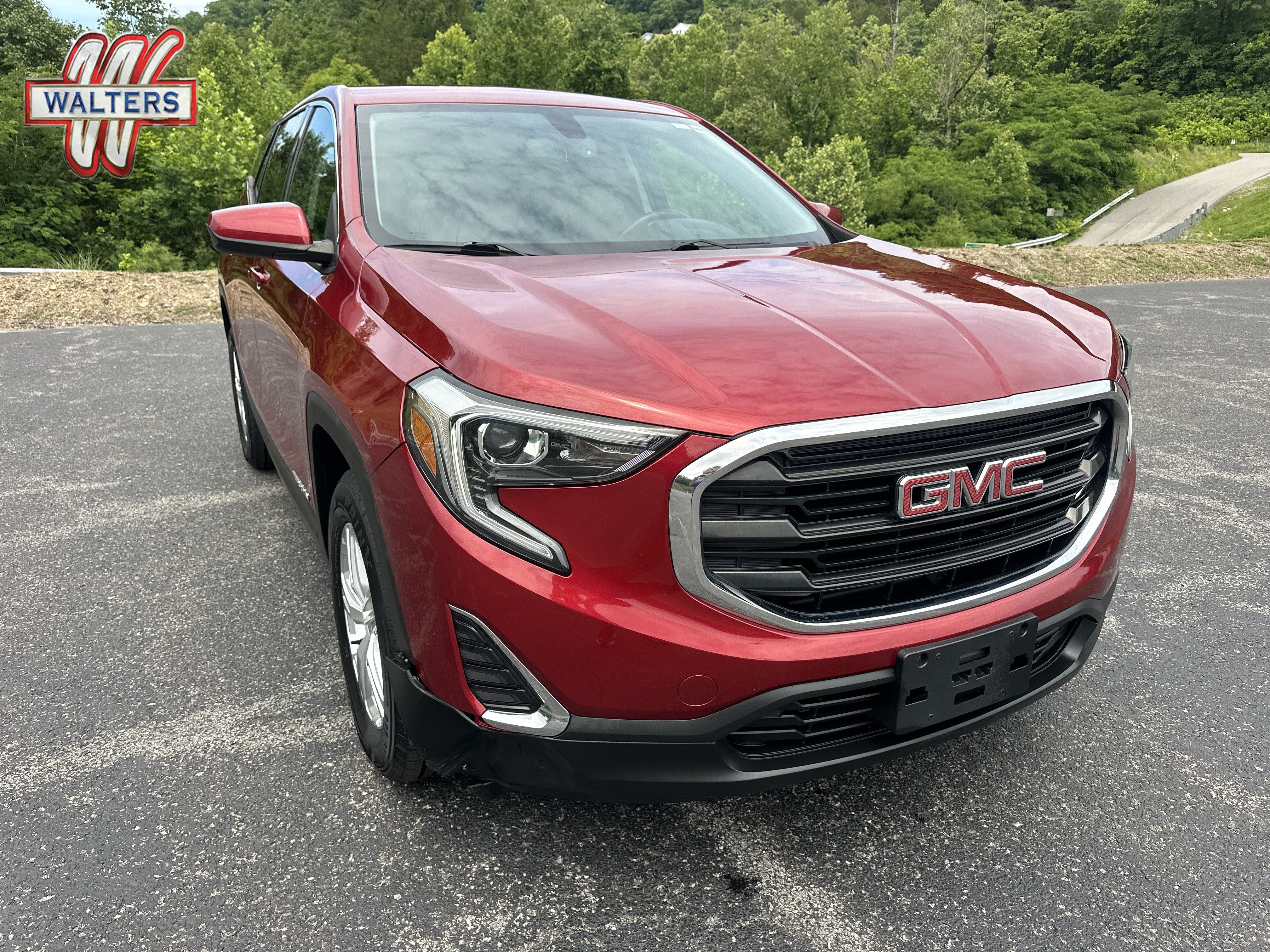 Used 2019 GMC Terrain SLE AWD/4WD image 1