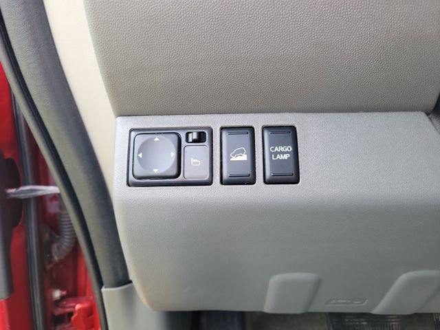 Used 2016 Nissan Frontier SV w/ SV Value Truck Package AWD/4WD image 12