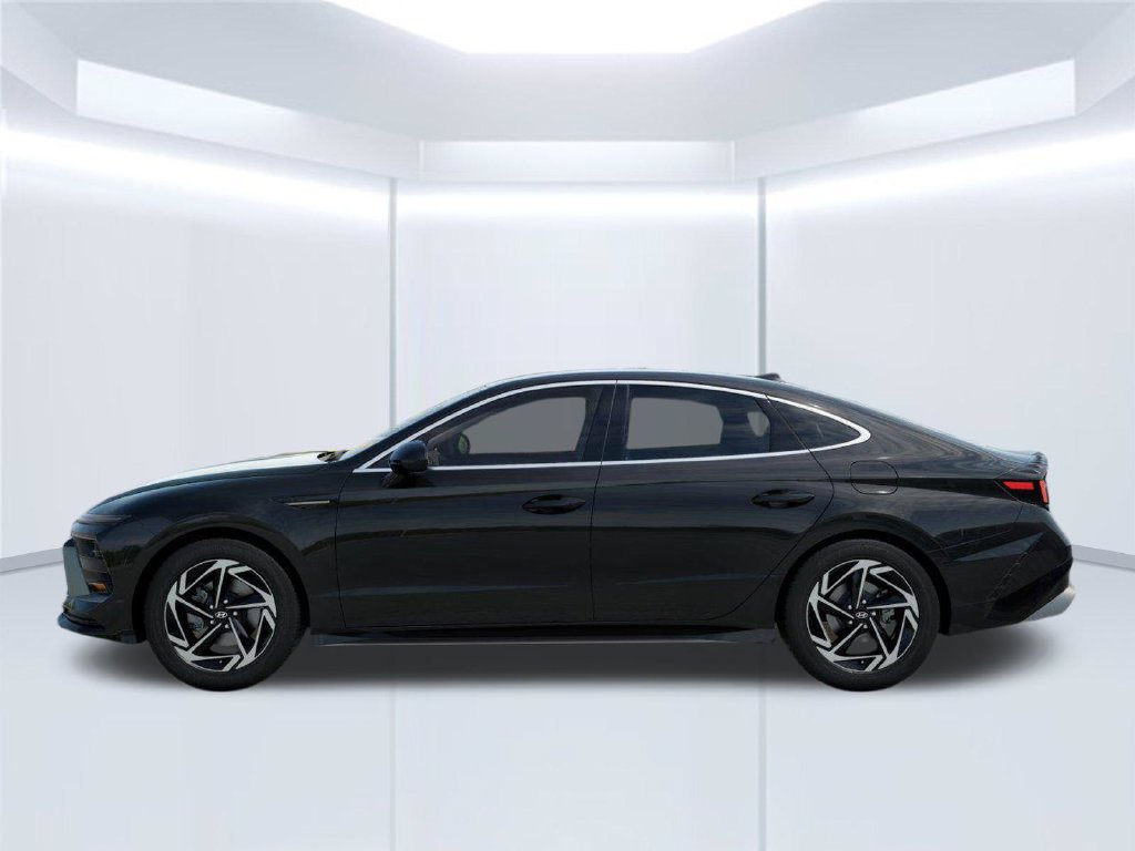 New 2026 Hyundai Sonata SEL FWD image 3