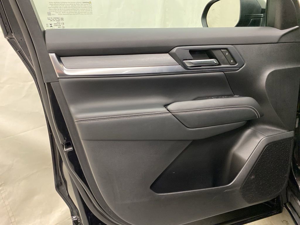 Used 2025 GMC Terrain Elevation image 10