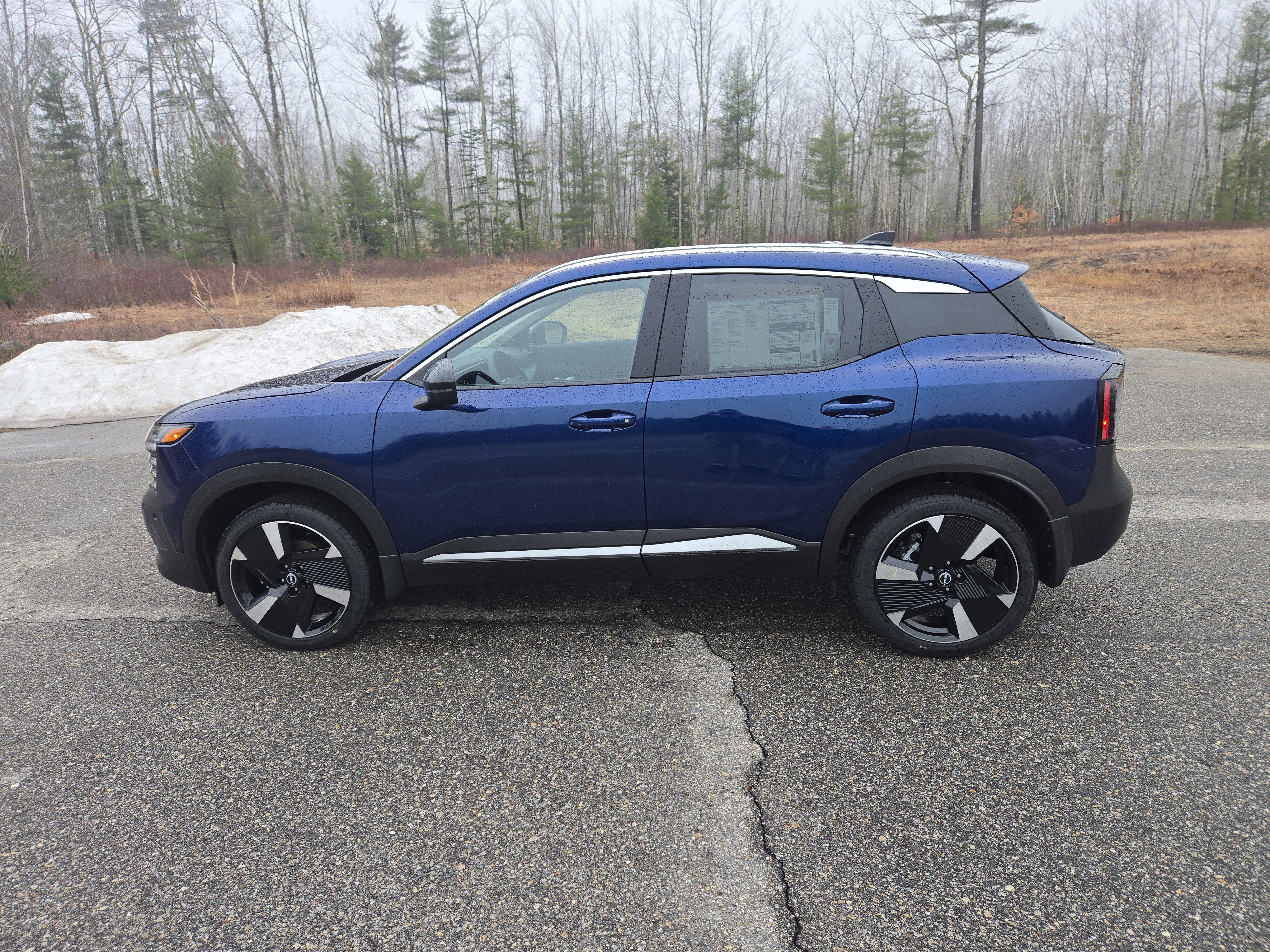 New 2026 Nissan Kicks SR w/ SR Premium Package image 2