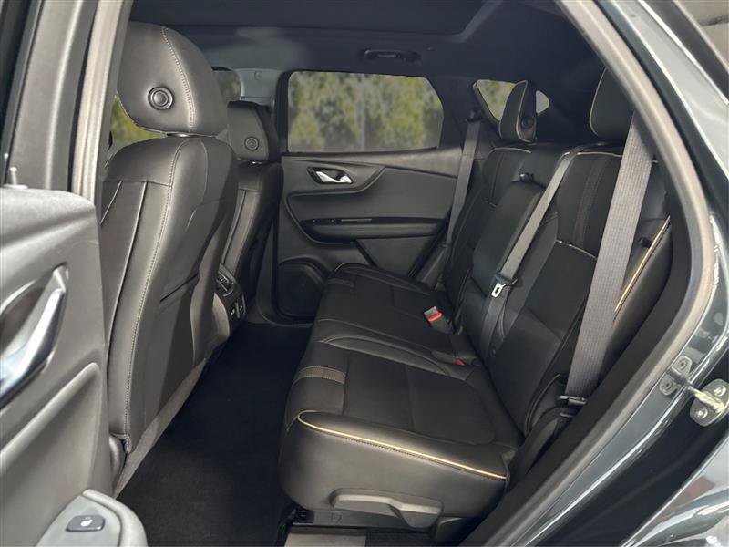Used 2019 Chevrolet Blazer Premier w/ Sun and Wheels Package AWD/4WD image 10