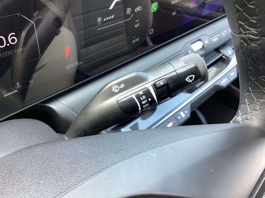 Used 2025 Kia K4 EX image 43
