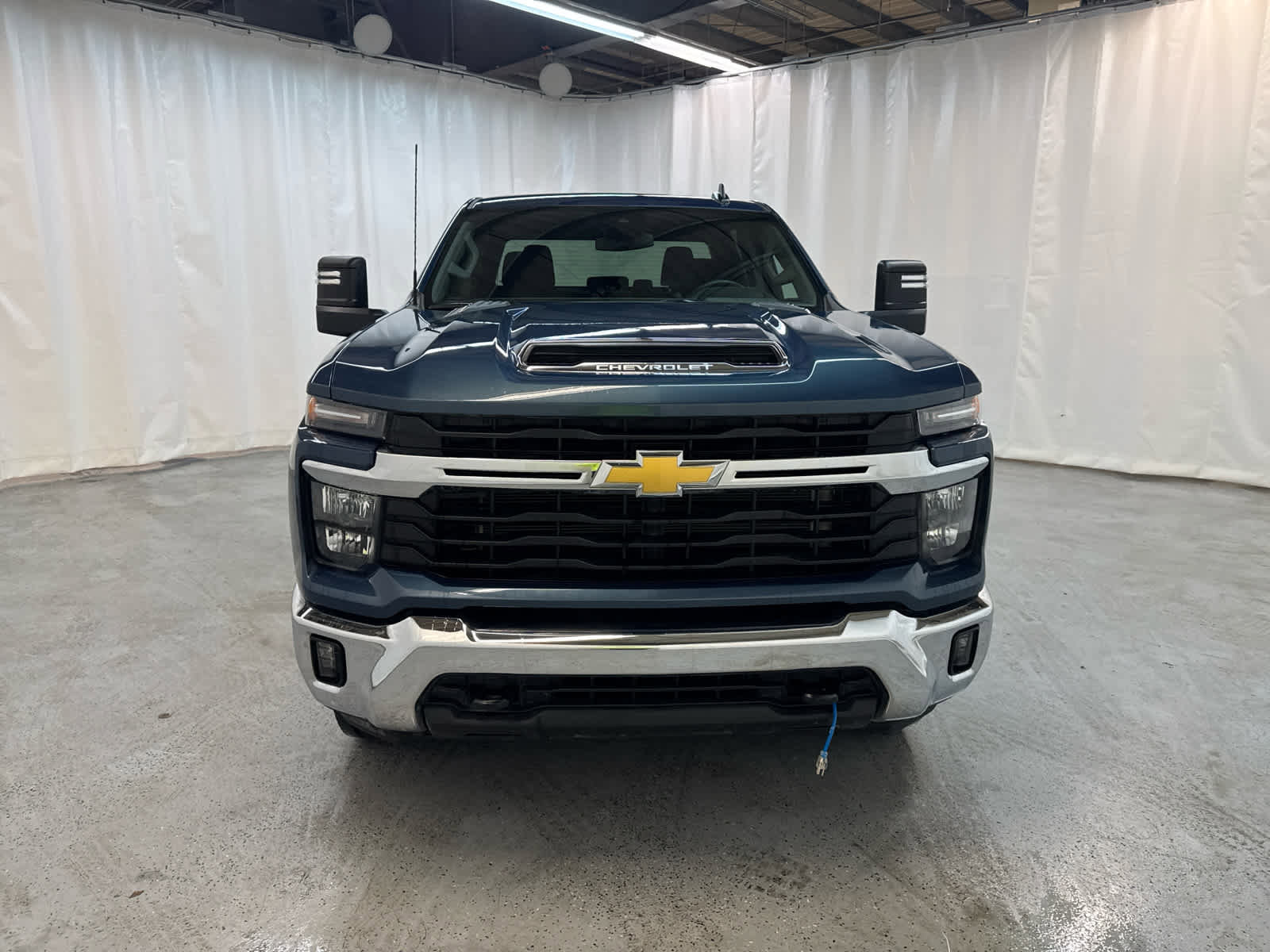 Certified 2025 Chevrolet Silverado 2500 LT w/ Convenience Package image 9