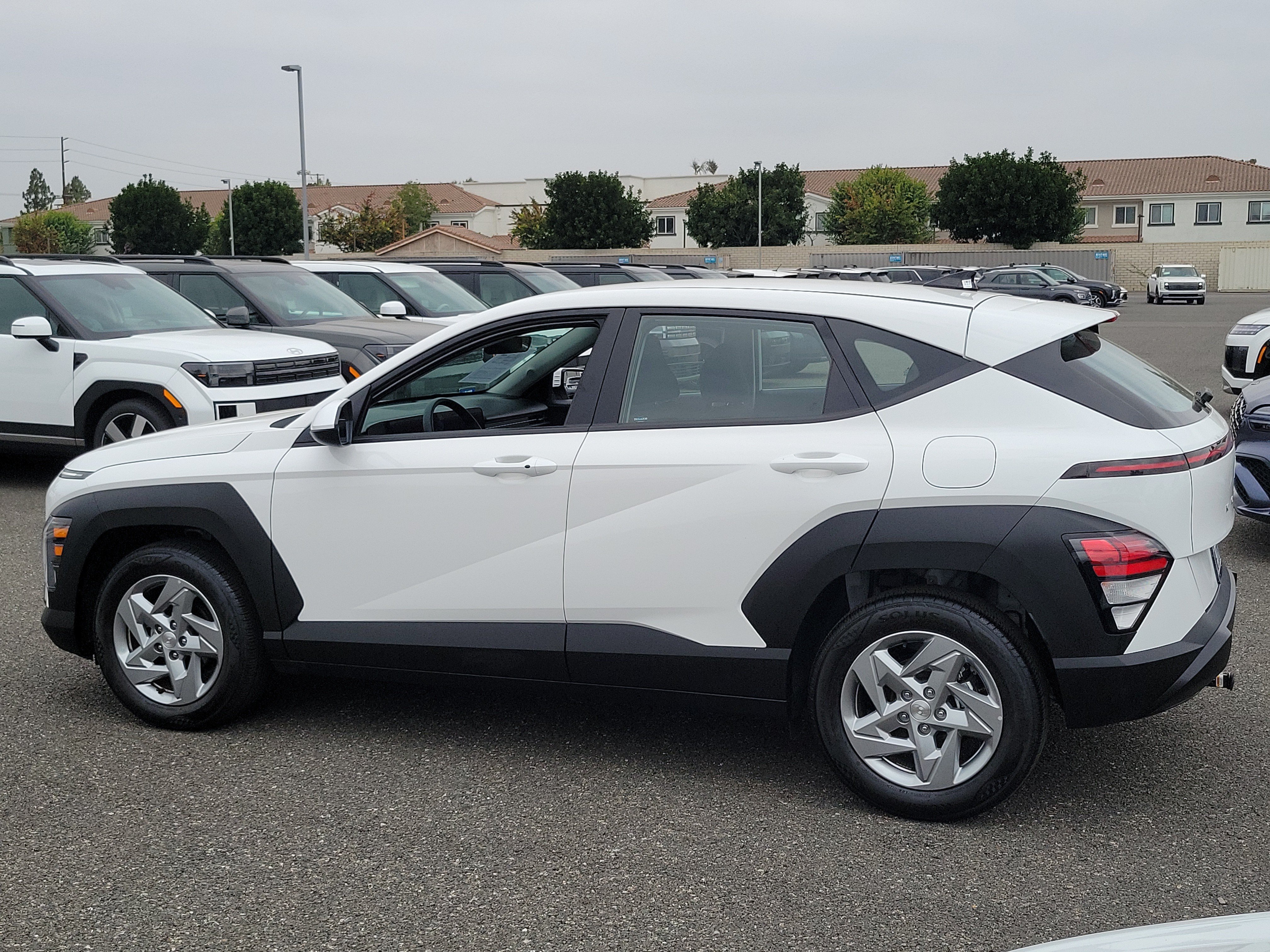 Certified 2026 Hyundai Kona SE FWD image 25