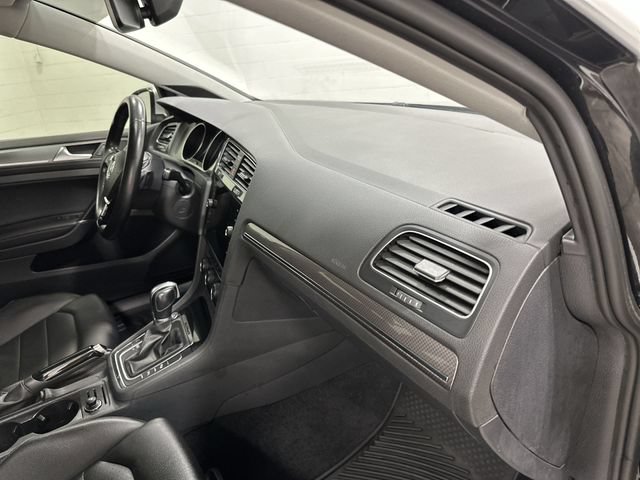 Used 2018 Volkswagen Golf Alltrack SEL AWD/4WD image 17