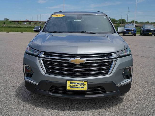 Used 2023 Chevrolet Traverse LT AWD/4WD image 2