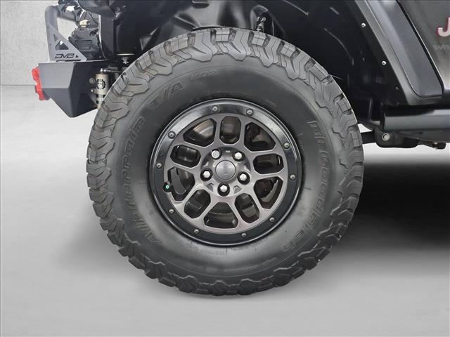 Used 2023 Jeep Wrangler Rubicon AWD/4WD image 27
