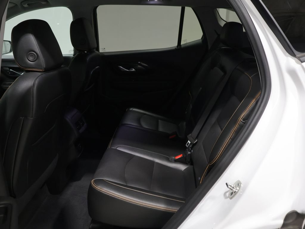 Used 2024 GMC Terrain AT4 image 19