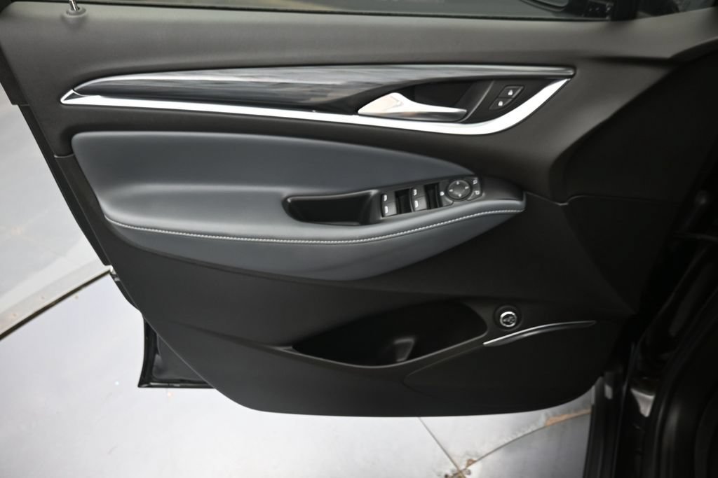Used 2022 Buick Enclave Essence w/ LPO, Floor Liner Package AWD/4WD image 22