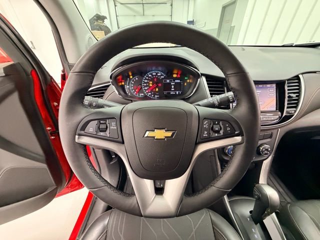 Certified 2020 Chevrolet Trax LT w/ LT Convenience Package image 11
