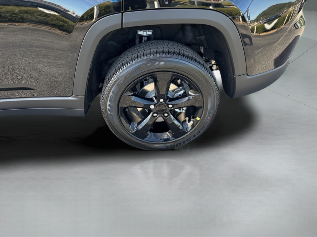 New 2025 Jeep Grand Cherokee 4WD image 25