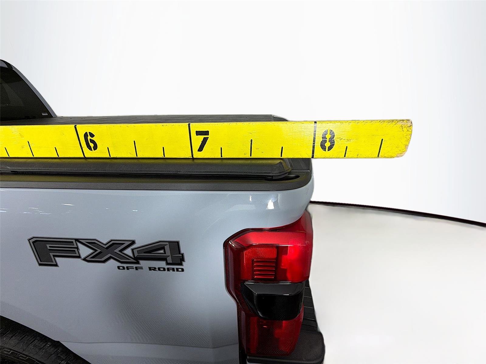 Used 2026 Ford F350 Lariat w/ Black Appearance Package image 37