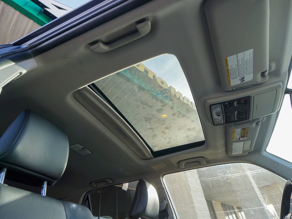 Used 2018 Toyota 4Runner Limited image 31