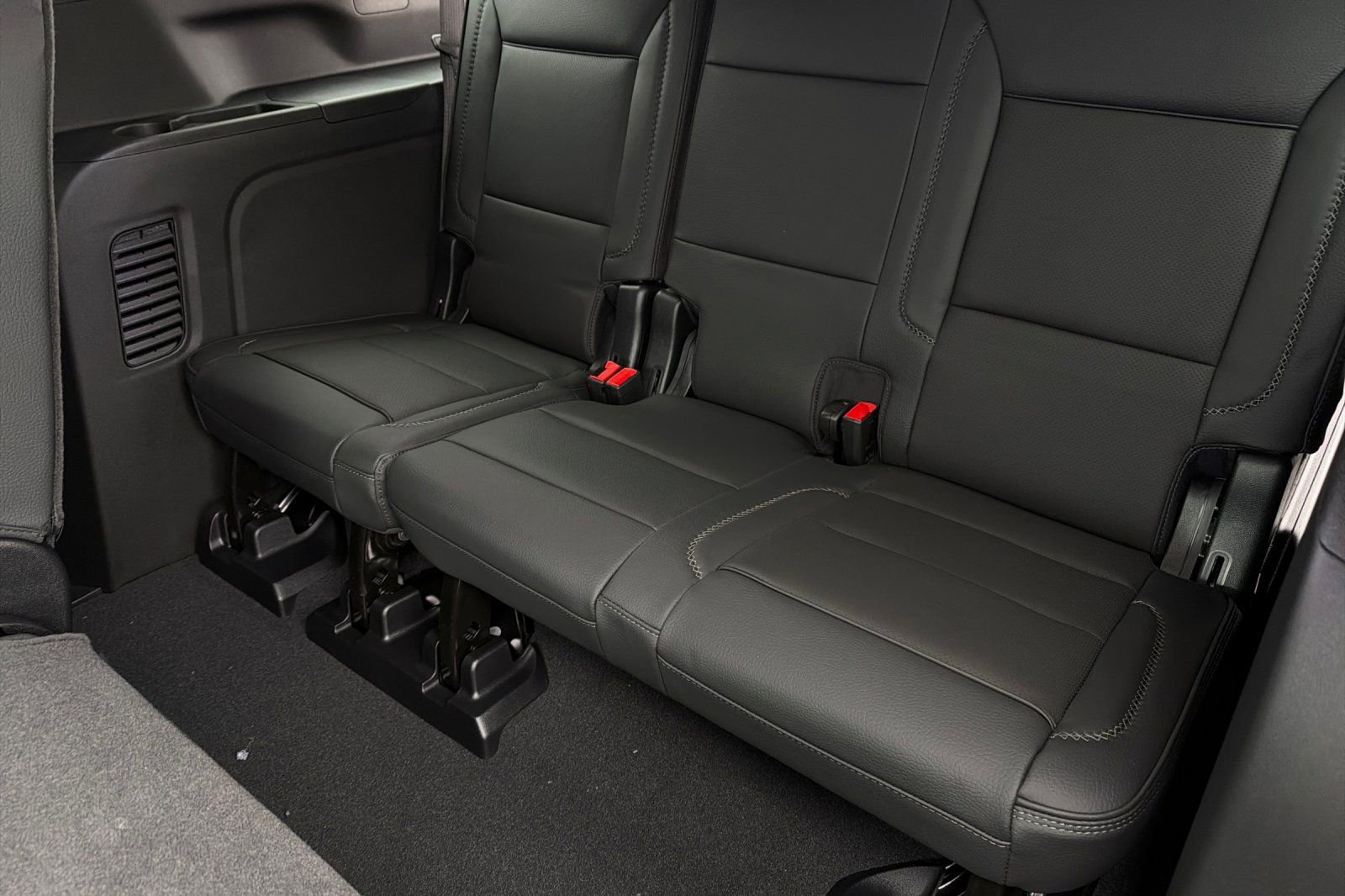 New 2026 GMC Yukon XL Denali image 15