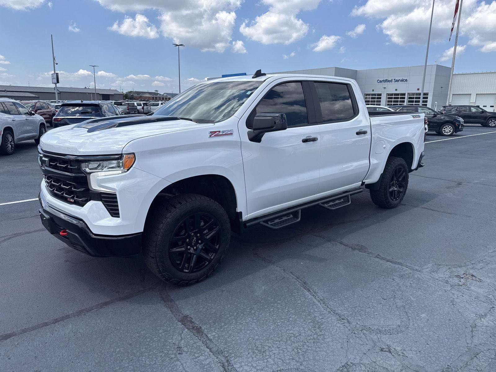 Used 2026 Chevrolet Silverado 1500 LT Trail Boss w/ Convenience Package II AWD/4WD image 5