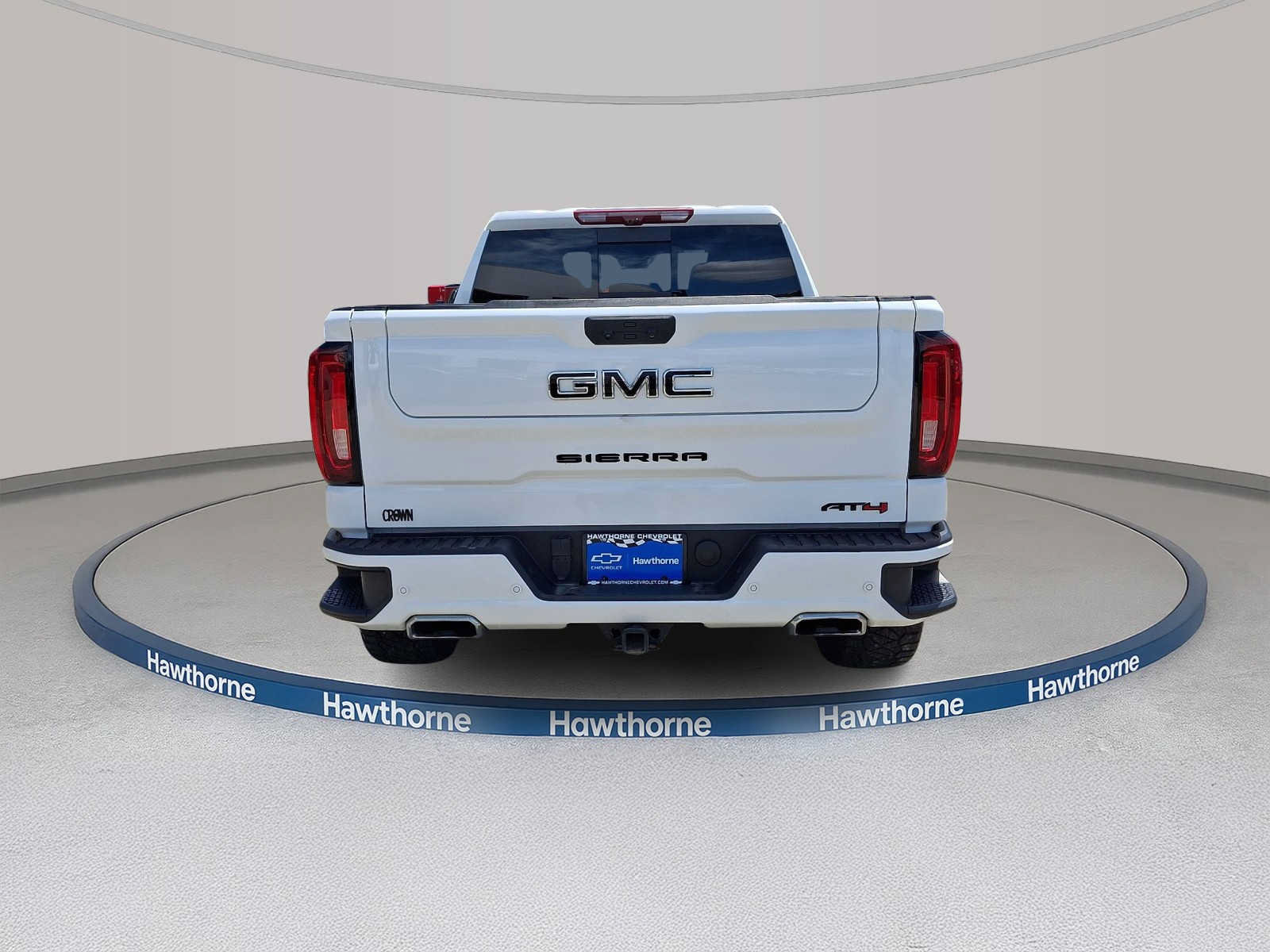 Certified 2024 GMC Sierra 1500 AT4 w/ Technology Package AWD/4WD image 5
