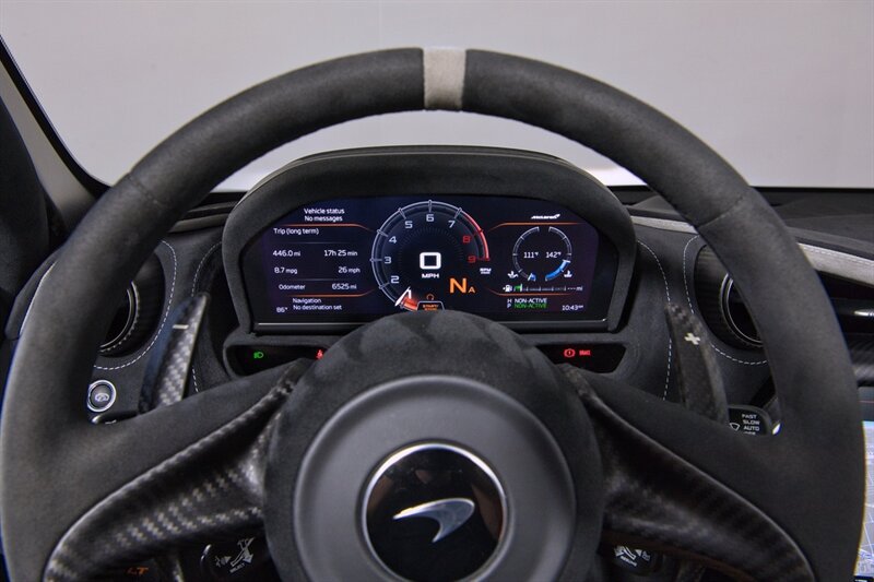 Used 2022 McLaren 765LT RWD image 25