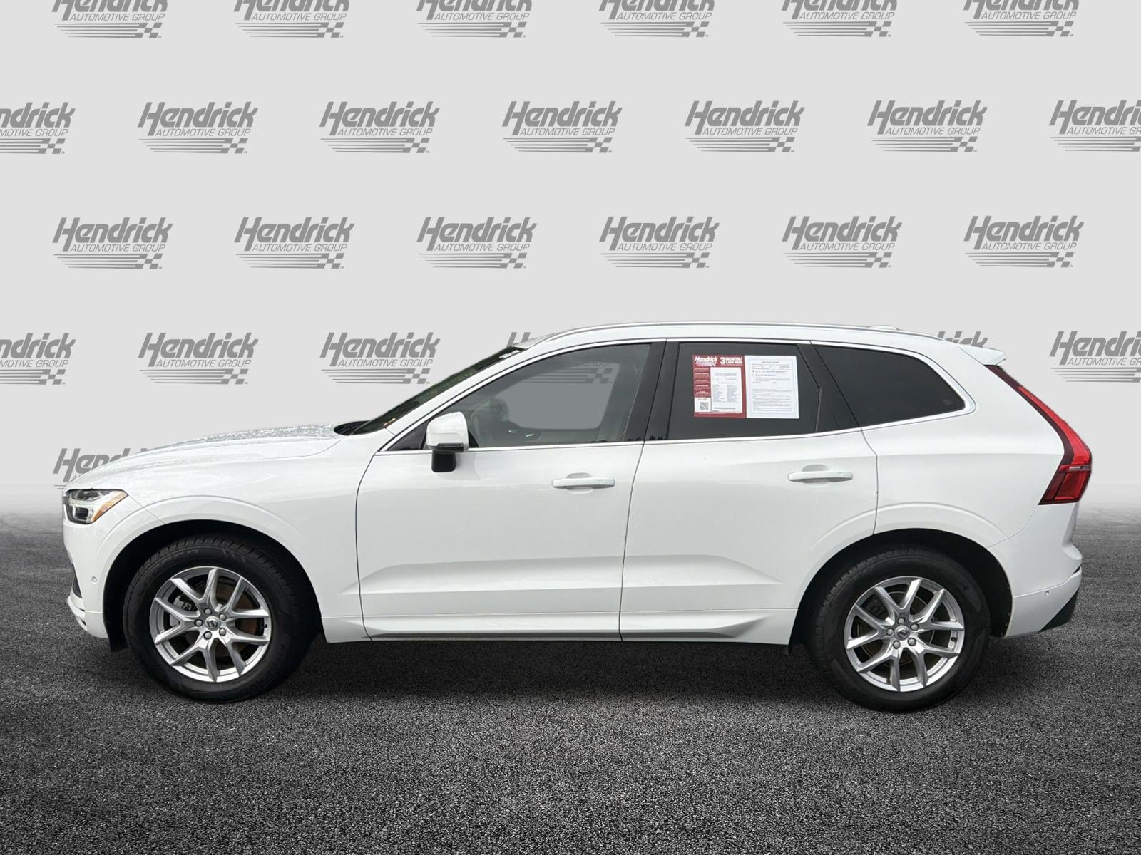 Used 2019 Volvo XC60 T5 Momentum w/ Premium Package FWD image 7