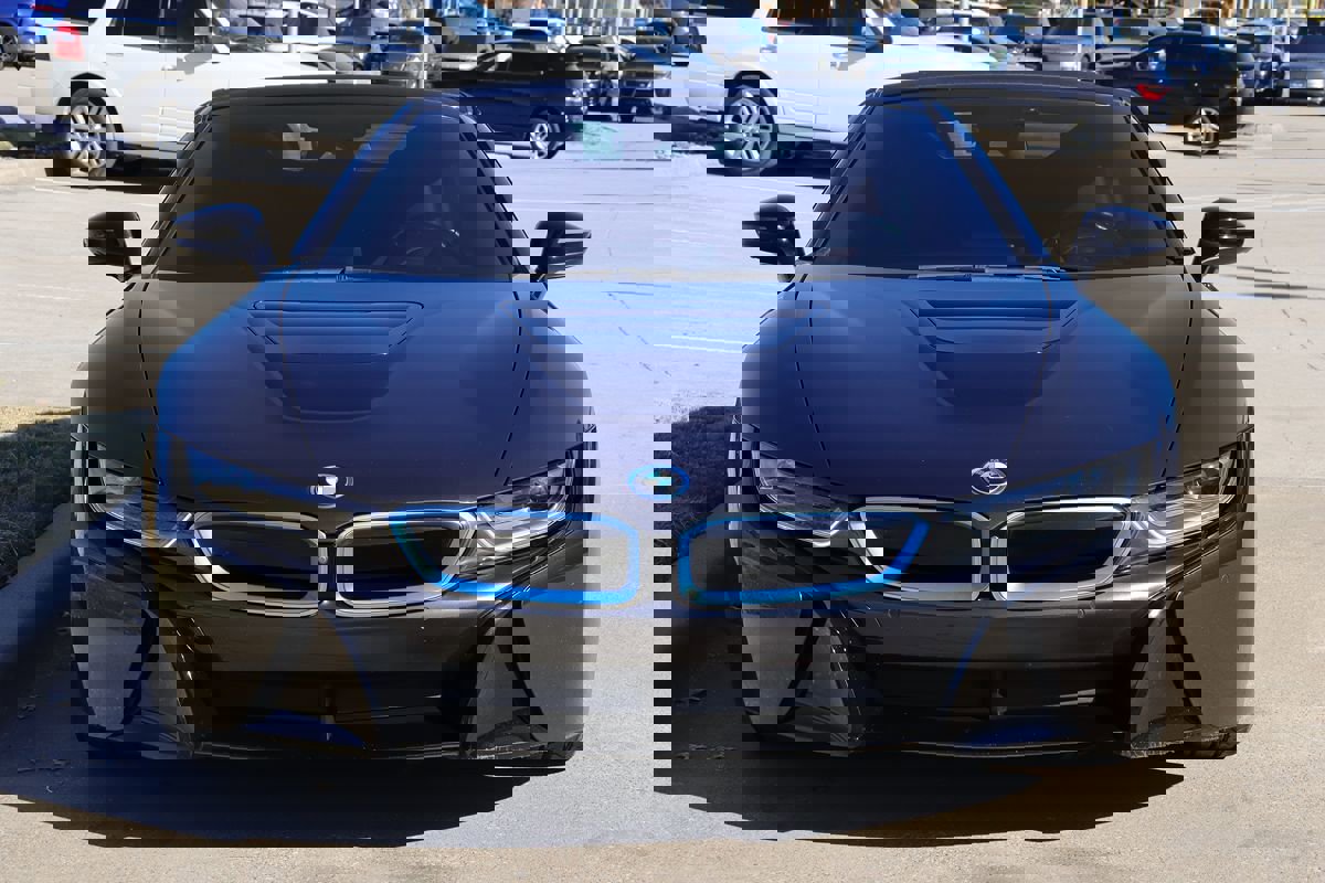 Used 2019 BMW i8 Roadster image 3