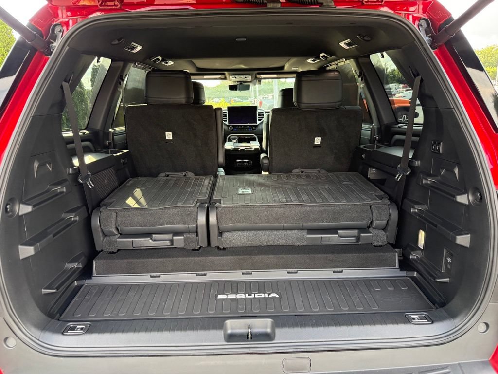 Certified 2024 Toyota Sequoia Platinum AWD/4WD image 41