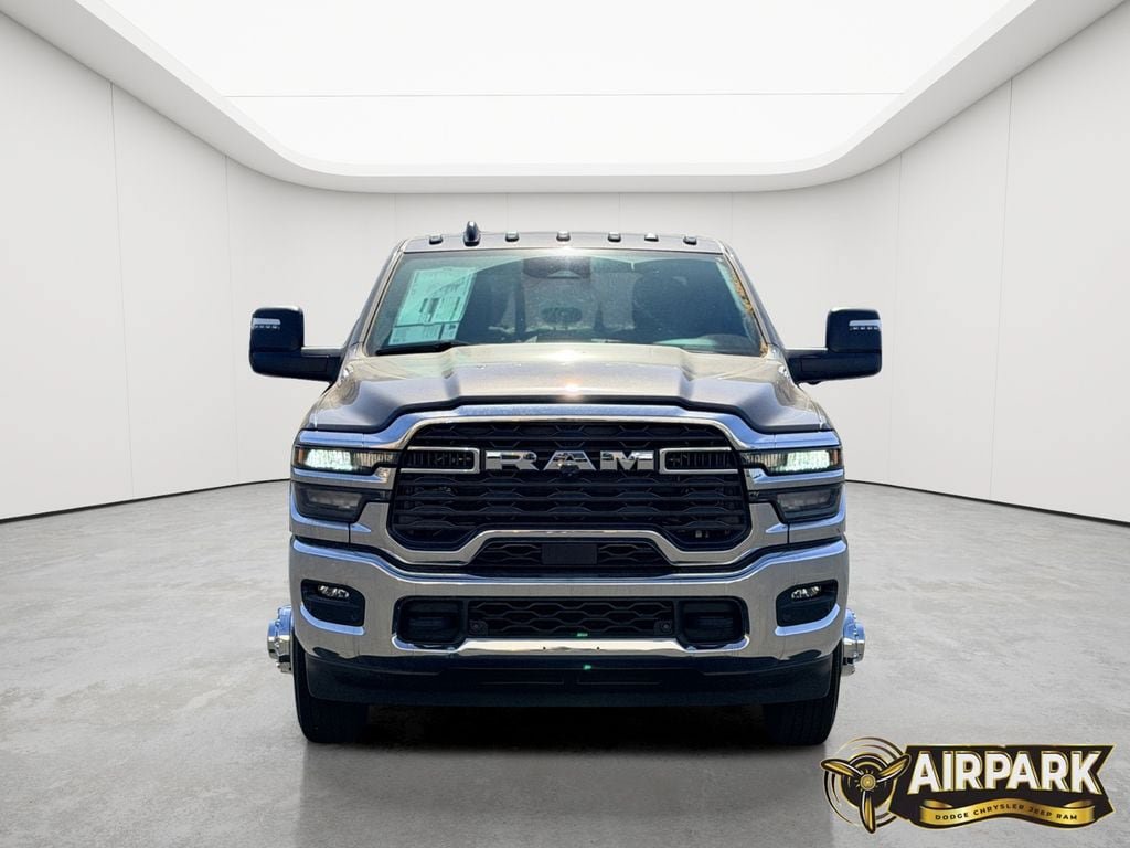New 2026 RAM 3500 Tradesman AWD/4WD image 9