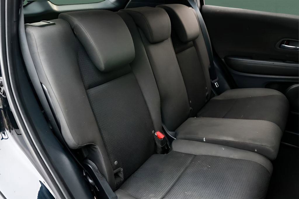 Used 2021 Honda HR-V Sport image 18
