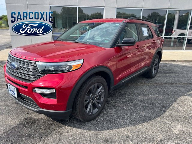 Used 2023 Ford Explorer XLT w/ Equipment Group 202A AWD/4WD image 26