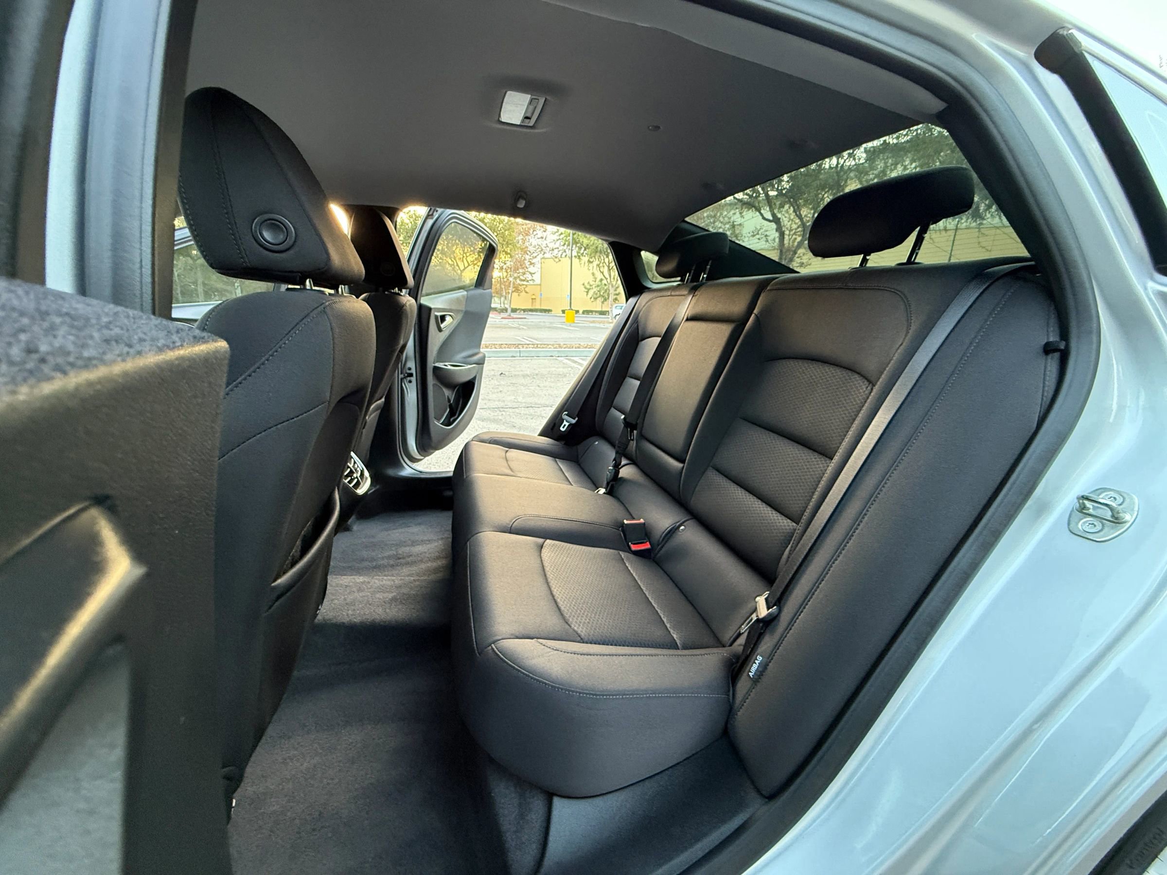 Used 2018 Chevrolet Malibu LT w/ Driver Confidence Package image 21