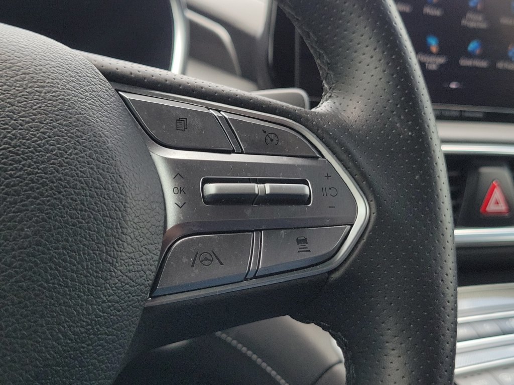 Used 2023 Hyundai Santa Fe Calligraphy FWD image 10