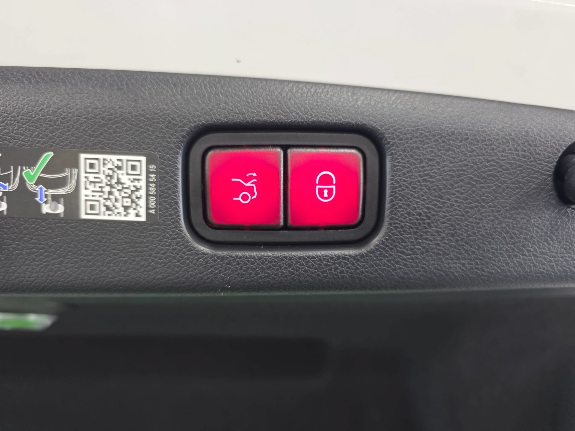 Certified 2025 Mercedes-Benz E 350 Sedan image 13