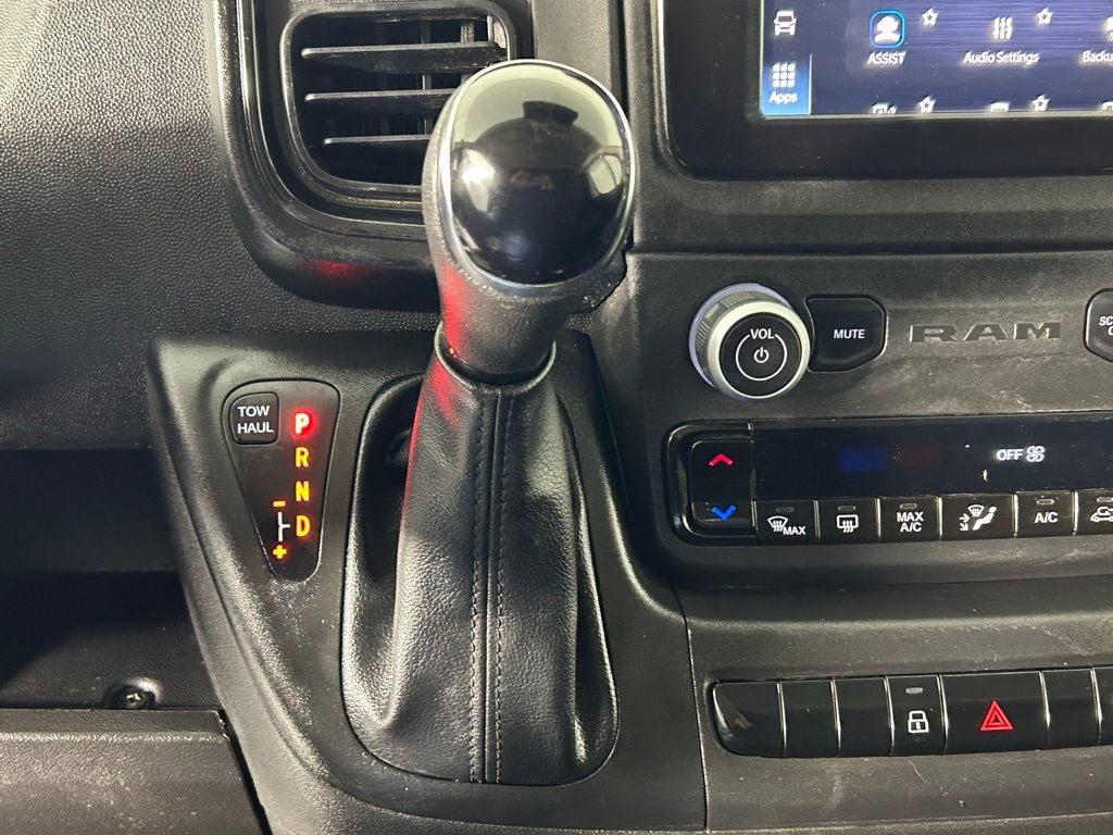 Used 2025 RAM ProMaster 2500 w/ Convenience Group FWD image 21