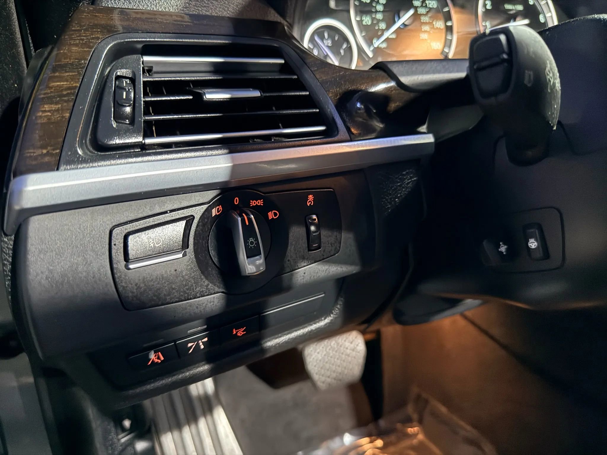 Used 2012 BMW 650i 650i Convertible 2D image 21