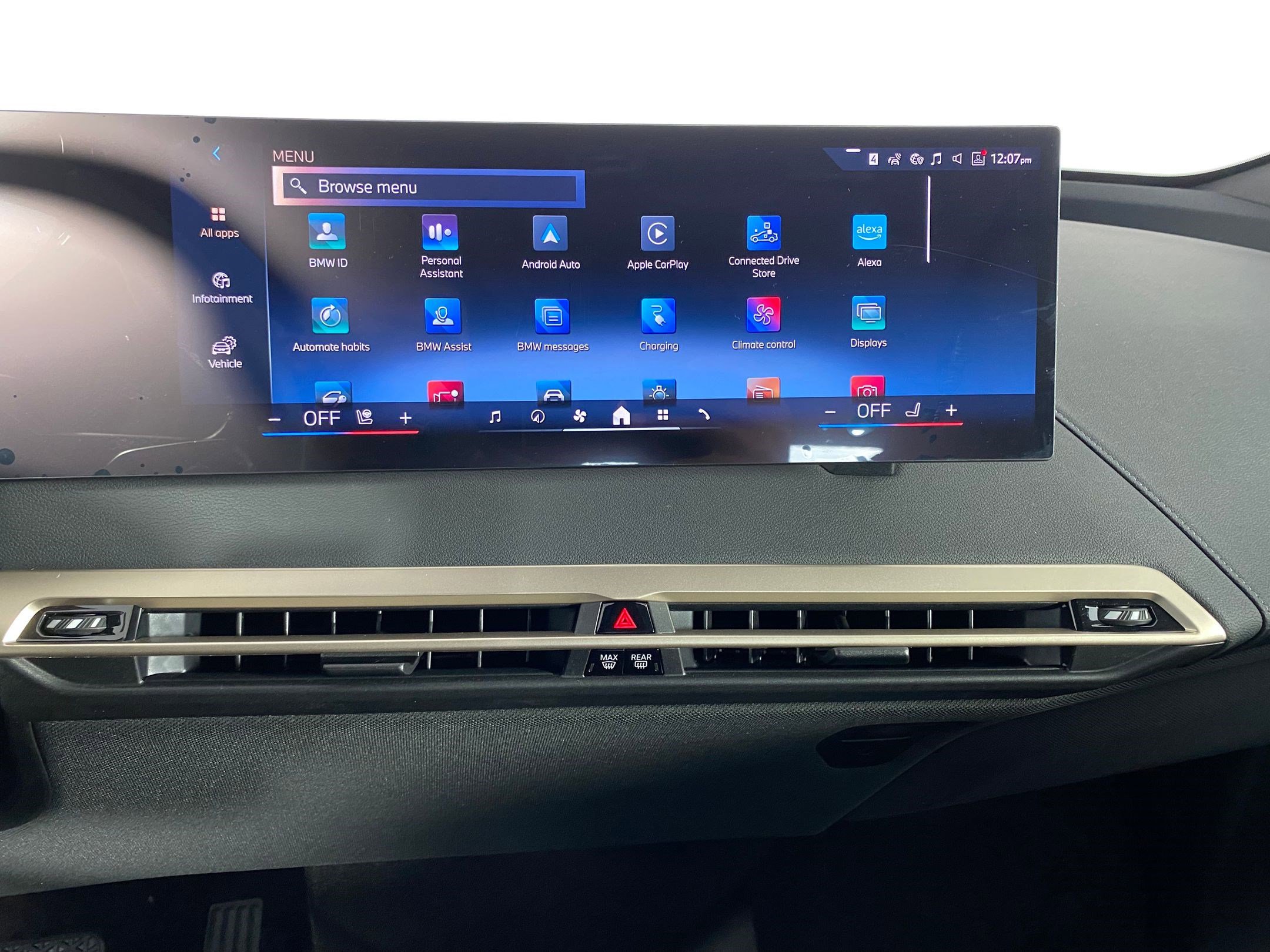 New 2026 BMW iX xDrive60 w/ Executive Package image 23