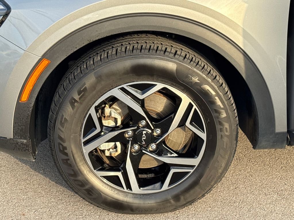 Used 2024 Kia Sportage LX image 23