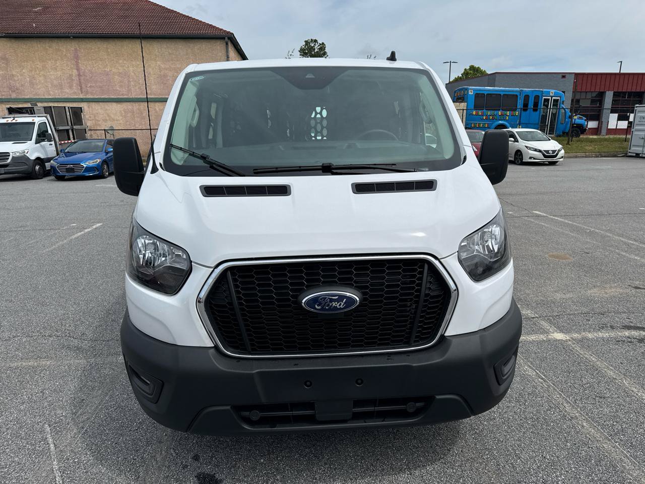 Used 2025 Ford Transit 250 Low Roof w/ Exterior Upgrade Package RWD image 2