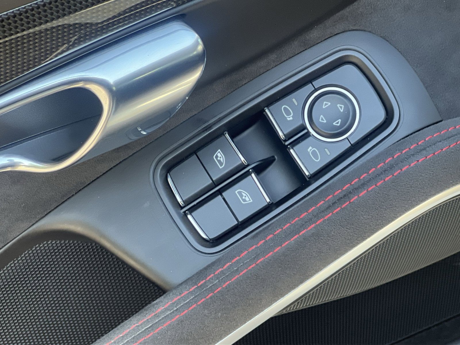 Used 2018 Porsche 718 Cayman S RWD image 13