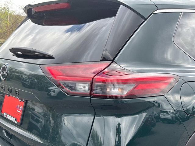 New 2026 Nissan Rogue SV FWD image 12