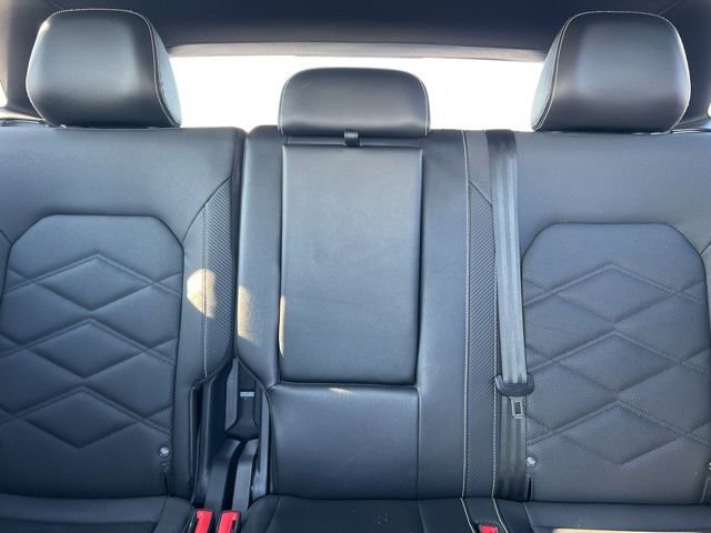 Used 2024 Volkswagen Atlas Cross Sport SE image 27