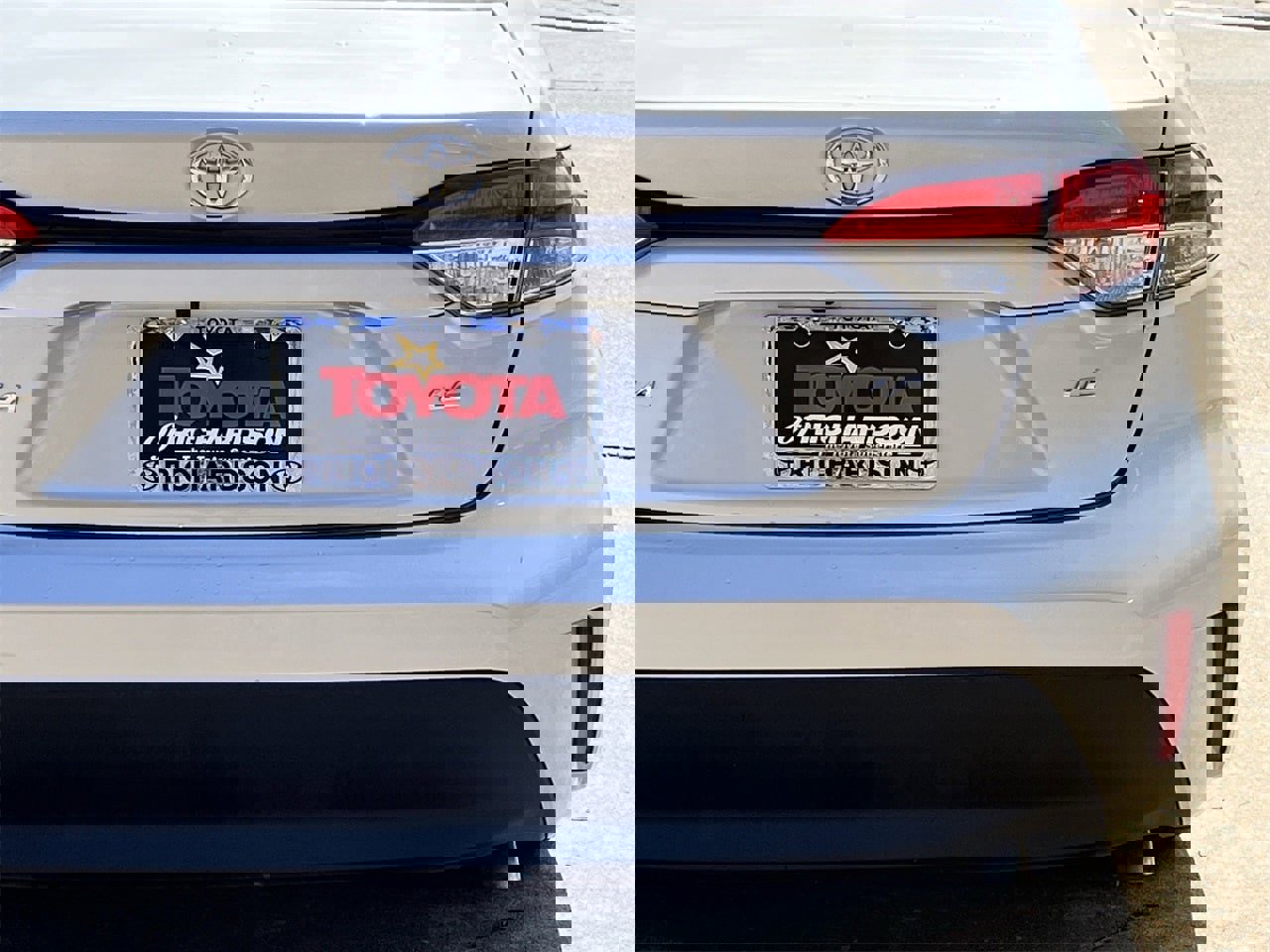 Used 2024 Toyota Corolla LE image 6