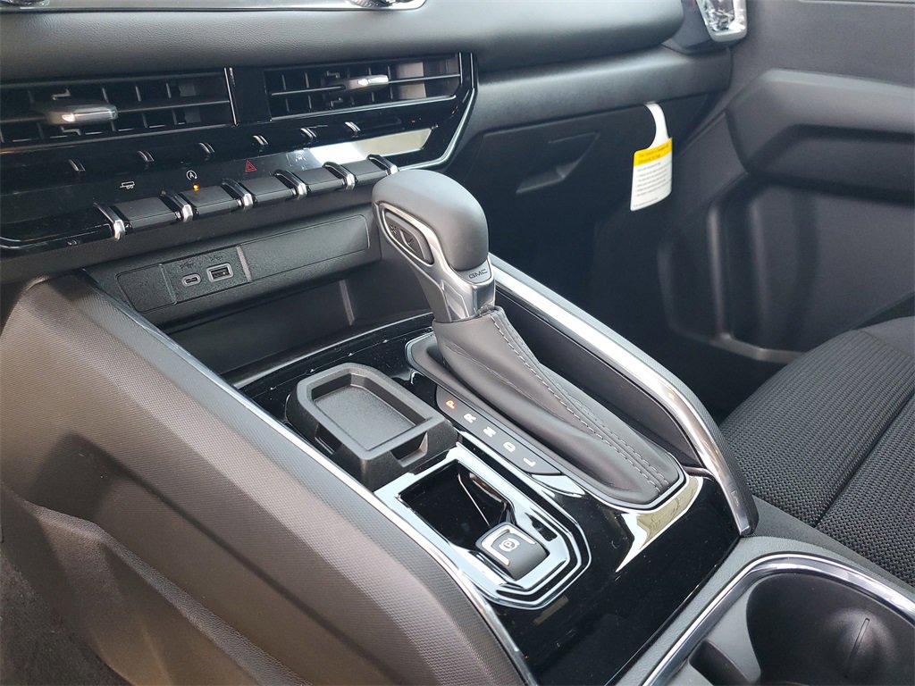 New 2026 GMC Canyon Elevation w/ Convenience Package image 16