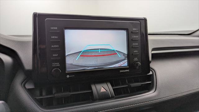 Used 2020 Toyota RAV4 LE FWD image 23
