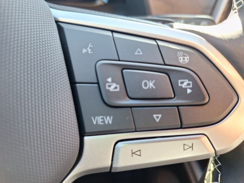 New 2026 Volkswagen Atlas SE image 14